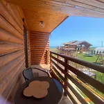 Woodvillage On The Blacksea كوستِنيست
