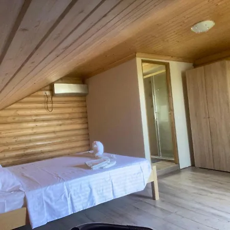 Nyaraló Woodvillage On The Blacksea