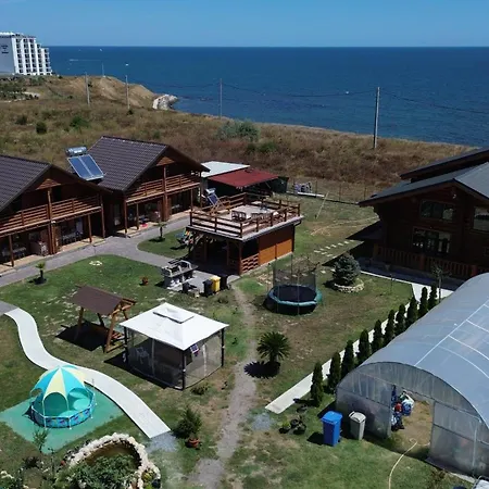 Woodvillage On The Blacksea Vakantiehuis Costinesti